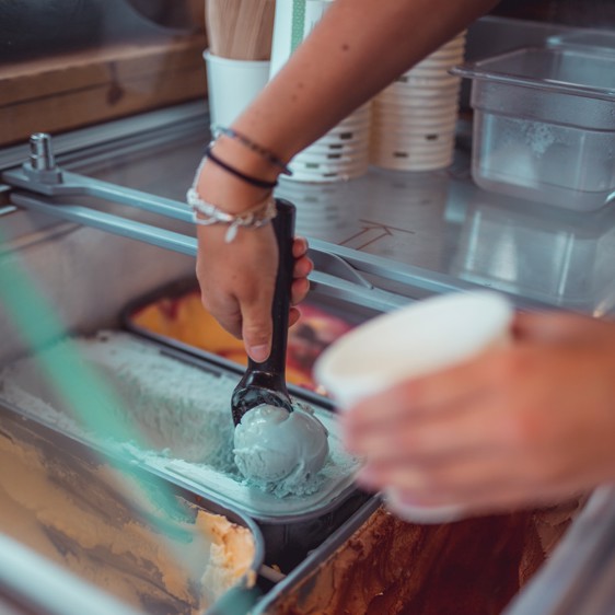 Draft beer, Wine, hot food and coffee at The Embers Snack Bar